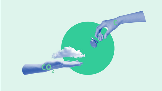 Dos manos sostenendo monedas y una nube CO2